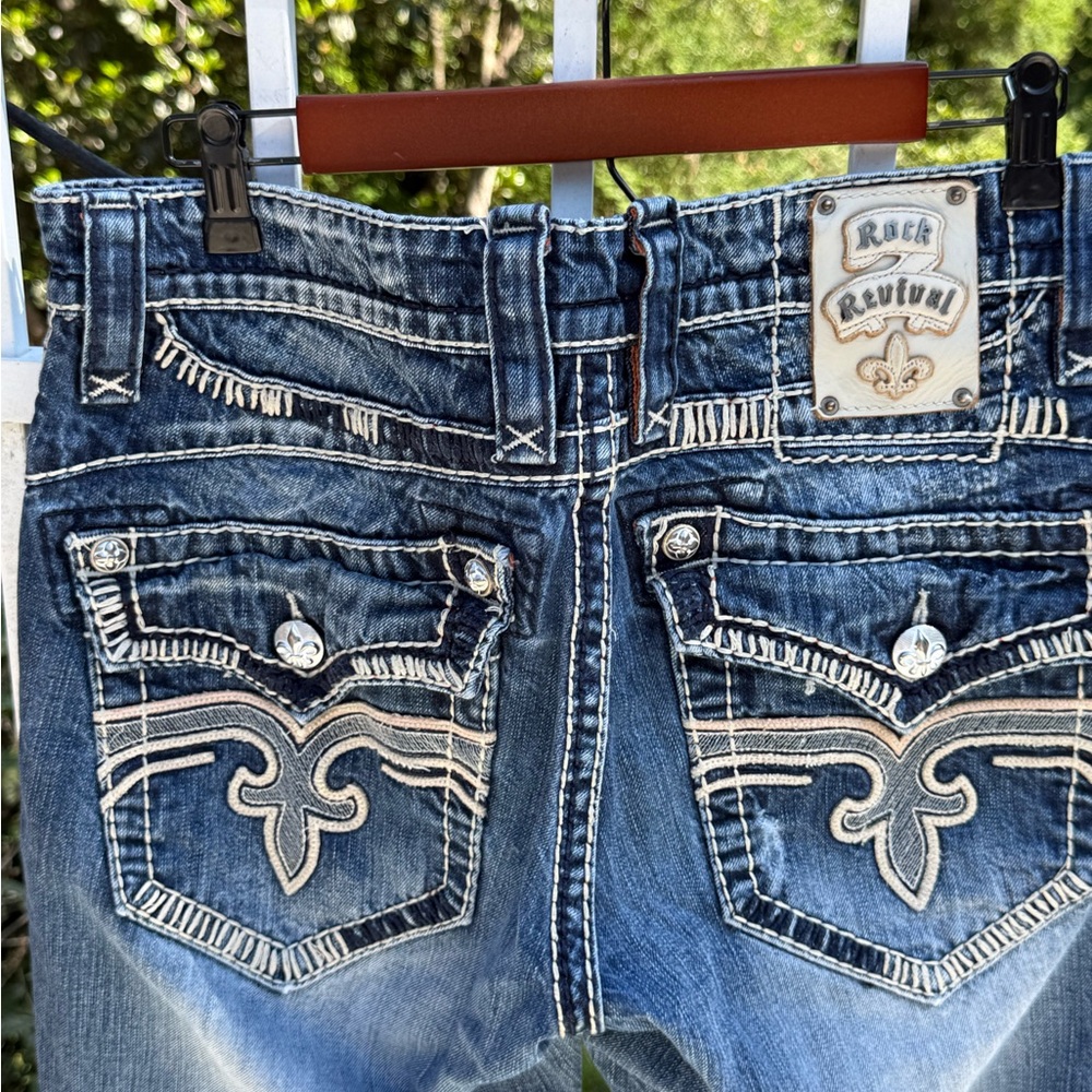 🌟 Rock Revival Joseph Straight 32 Designer Jeans | Fleur-de-Lis Flap Pockets